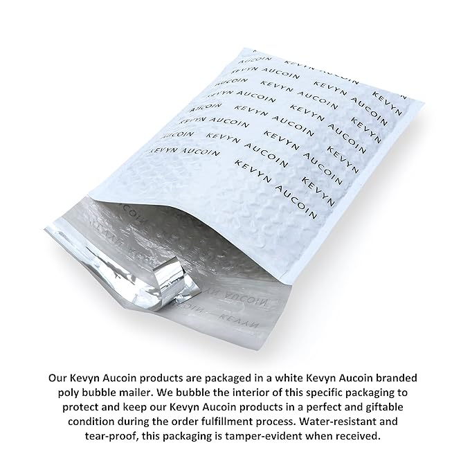 Kevyn Aucoin Unforgettable Lip Definer, Undressed: Long-wearing makeup Lip