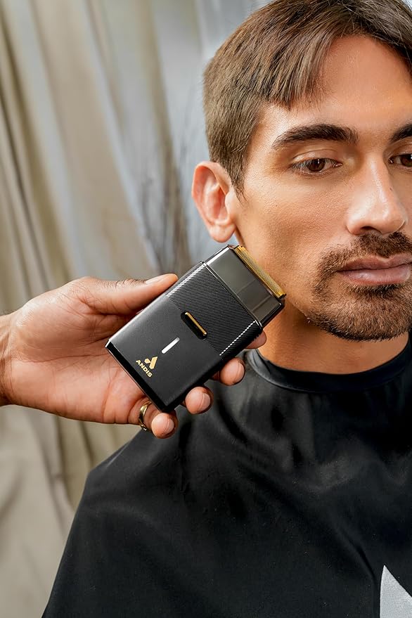 Andis 563616 Pro Foil Plus II Cordless Shaver, Gold Titanium Foils, Lithium Ion Battery, Includes USB-C Charging Stand, Black