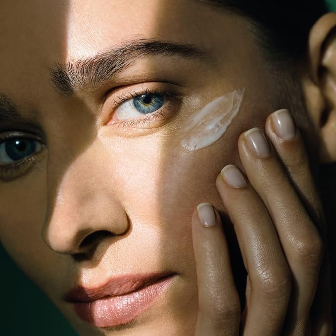 BIOEFFECT EGF Power Eye Cream | Intensive Age-Defying Eye Treatment with Epidermal Growth Factor + Bakuchiol + Niacinamide for Wrinkles, Dark Circles & Puffiness | 15 mL / 0.51 oz