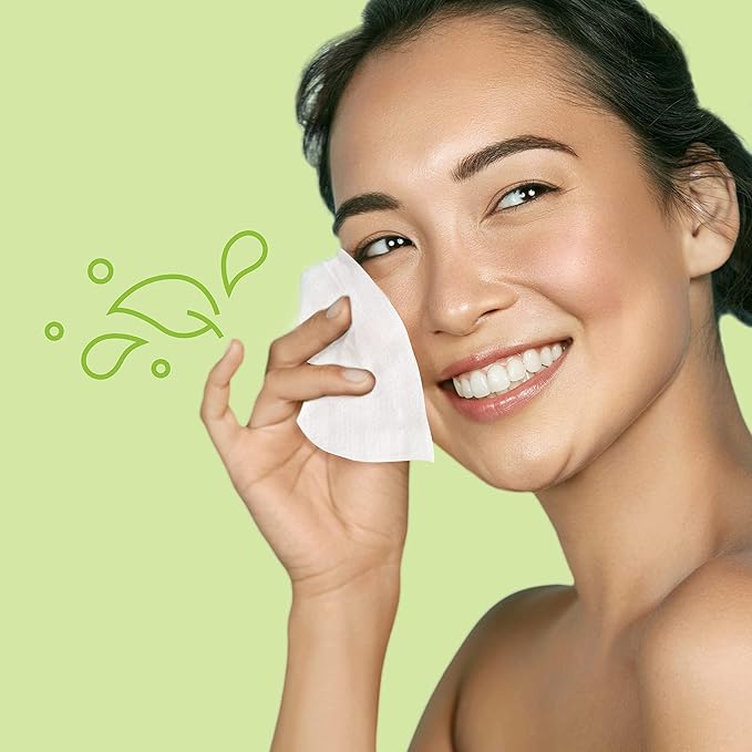 Simple Kind to Skin Facial Wipes Gentle and Effective Makeup Remover Cleansing Free from color and dye artificial perfume and harsh chemicals, 25 Count (Pack of 2)