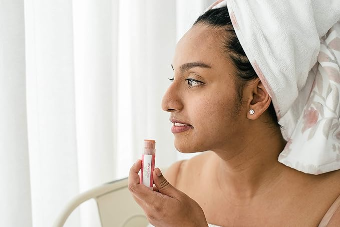 Mambino Organics Kissable Lips Glossy Vegan G,