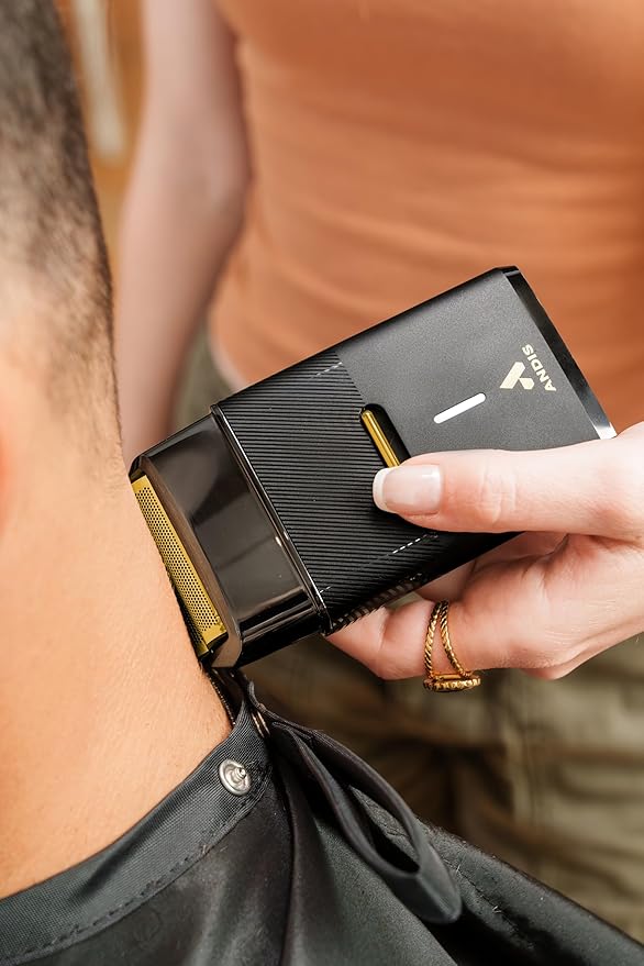 Andis 563616 Pro Foil Plus II Cordless Shaver, Gold Titanium Foils, Lithium Ion Battery, Includes USB-C Charging Stand, Black