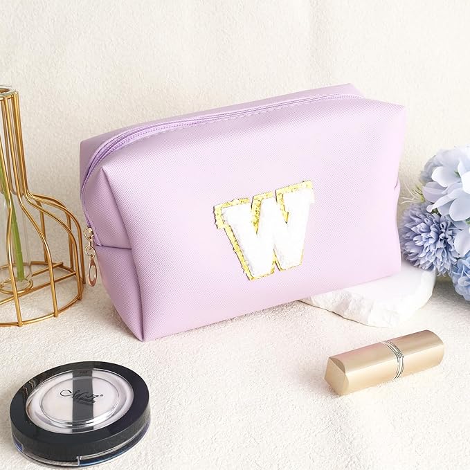URSKYTOUS Gifts for Girls Initial Makeup Bag Personalized Cosmetic Bag with Zipper Cute Travel Toiletry Bag Waterproof PU Preppy Makeup Pouch Birthday Gift for Teen Girls Women(Purple W)