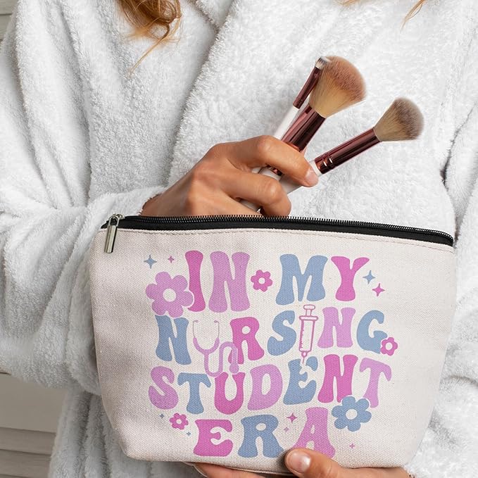 CLHHM Nursing Gifts In My Nursing Student Era Makeup Bag, Cosmetic Bags Nurse Gifts for Women Nurse Practitioner Gifts for Clinicals