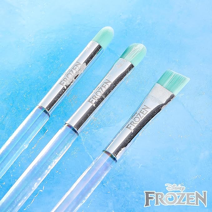 Disney Frozen 7PC Premium Makeup Brush & Blender Set, All-over, Highlighter, Concealer, and Eyeshadow Brush, 2 Beauty Blender Sponges for women and girls by Belle Maison