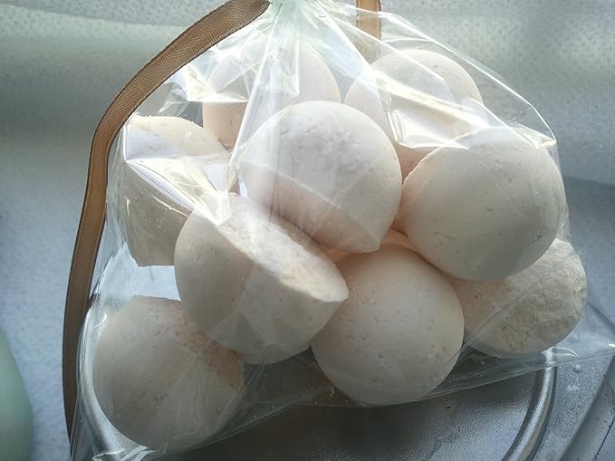BUTTERCREAM CUPCAKE Bath Bomb Fizzies (14) 1 oz each with Shea Butter, Ultra Moisturizing (12 Oz) .Great for Dry Skin (Buttercream Cupcake)